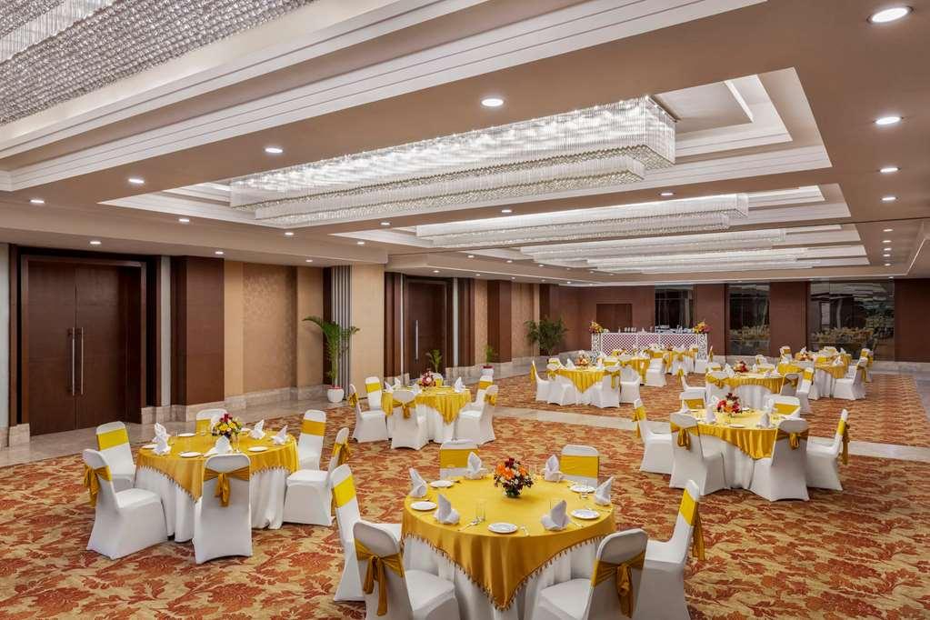 Ramada By Wyndham New Delhi Pitampura Hotel Facilități foto
