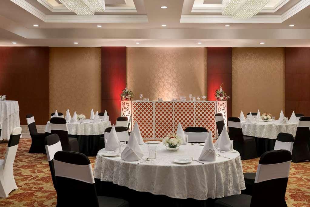 Ramada By Wyndham New Delhi Pitampura Hotel Facilități foto