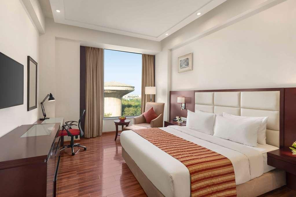 Ramada By Wyndham New Delhi Pitampura Hotel Cameră foto