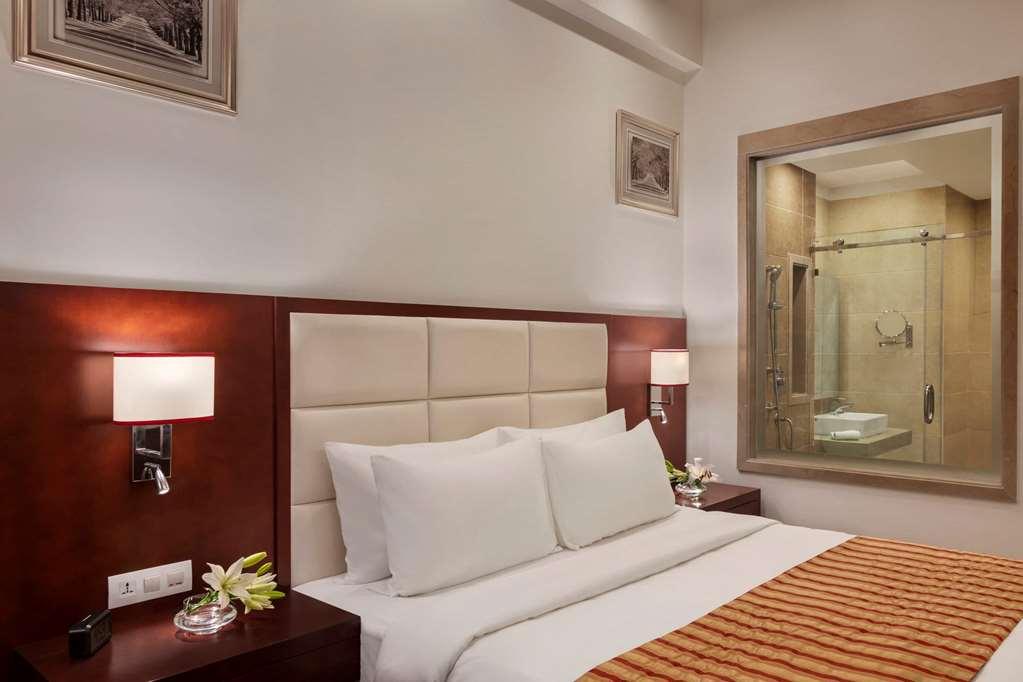 Ramada By Wyndham New Delhi Pitampura Hotel Cameră foto
