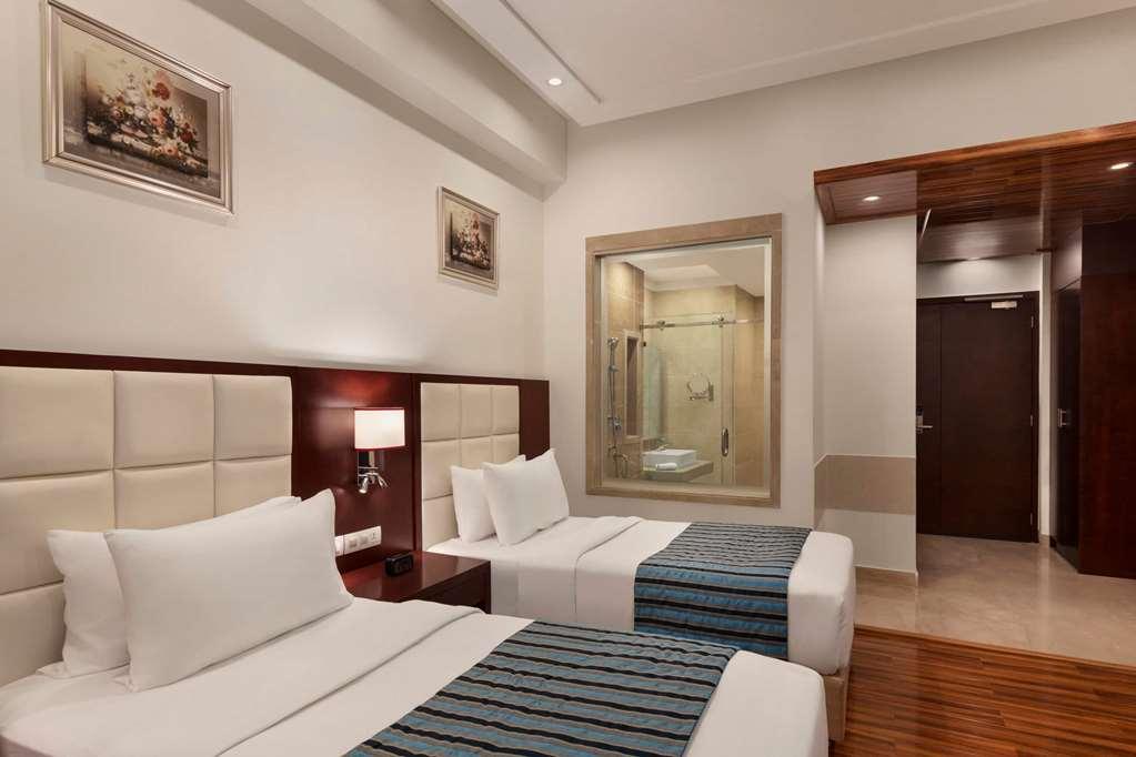 Ramada By Wyndham New Delhi Pitampura Hotel Cameră foto